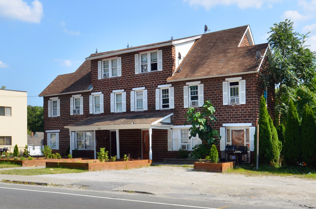 151 Main St in Brewster, NY - Building Photo