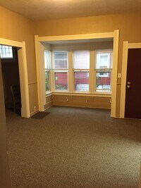 813 Scott Ave photo'