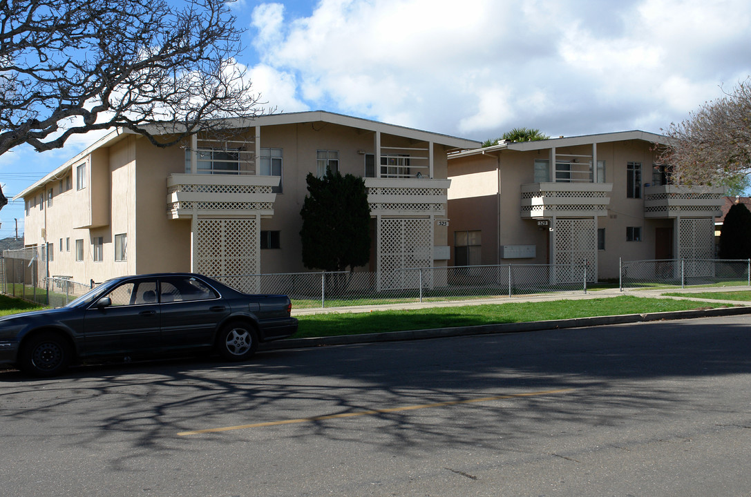 525-529 N D St in Lompoc, CA - Building Photo