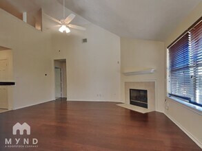 4207 Tawakon Dr in Pearland, TX - Building Photo - Building Photo