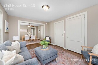 4342 Holly St in Kansas City, MO - Building Photo - Building Photo