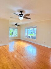 11675 Faculty Dr in Norwalk, CA - Foto de edificio - Building Photo