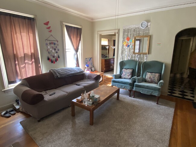 14 Seminary Ave, Unit 1 in Binghamton, NY - Building Photo - Building Photo