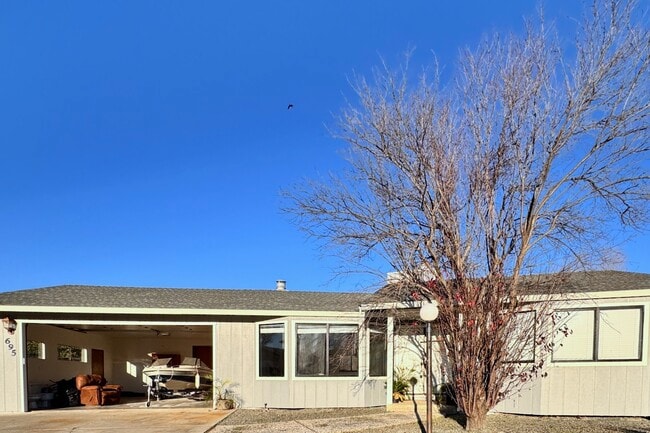 property at 695 Ketch Ct