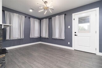 4035 Almond Lake Dr in Houston, TX - Building Photo - Building Photo