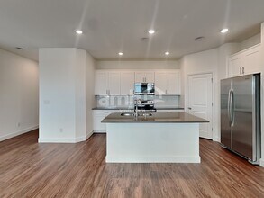 9162 Liberty Cap Ct in Las Vegas, NV - Building Photo - Building Photo
