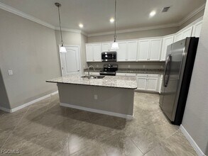 11513 Shady Blossom Dr in Ft. Myers, FL - Building Photo - Building Photo
