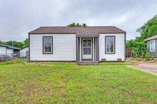 2524 Malvern Trail in Fort Worth, TX - Building Photo