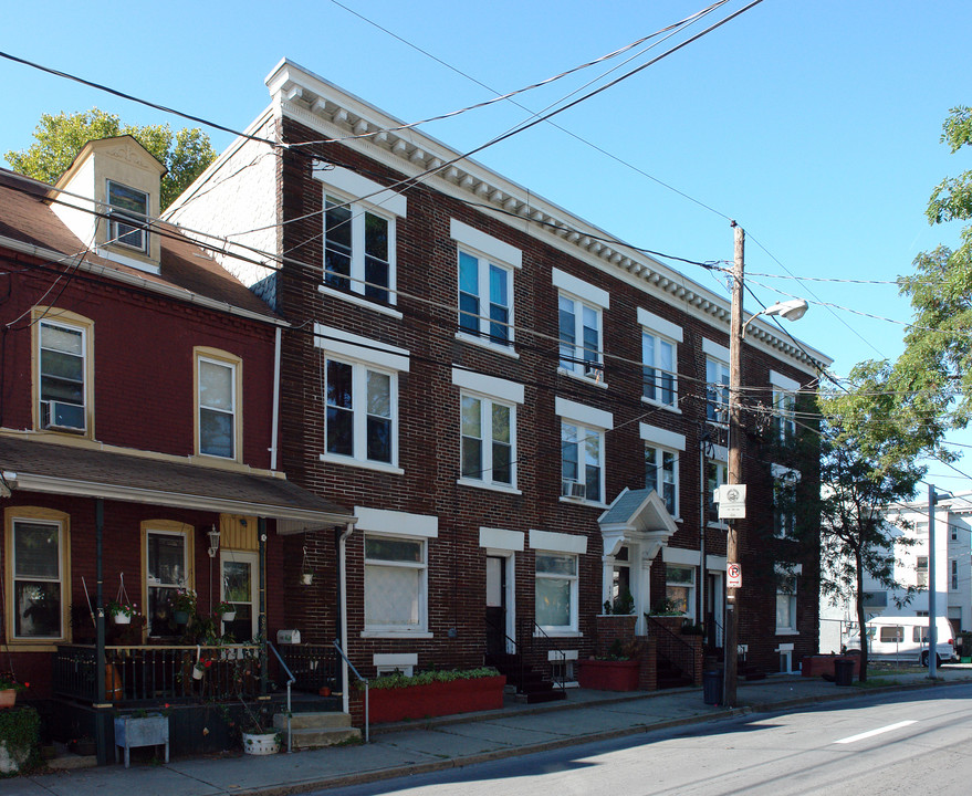 950 Jackson St in Allentown, PA - Building Photo