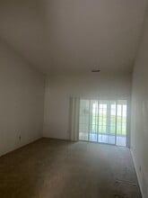 1447 Thornwood Dr, Unit 1447 in Mount Laurel, NJ - Foto de edificio - Building Photo