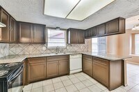 14602 Wind Lock Cir photo'