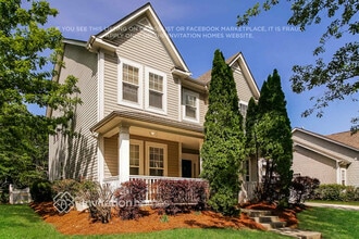 15620 Centennial Forest Dr in Huntersville, NC - Building Photo - Building Photo