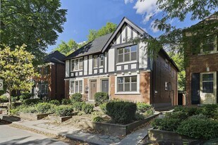 30 Strathgowan Ave in Toronto, ON - Building Photo