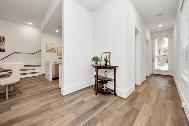 property at 7502 B Carver Rd