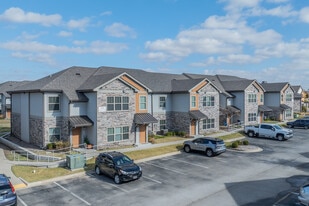 Bison Trails Apartments in Bartlesville, OK - Building Photo
