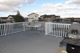 12609 Crystal Lake Dr in Grande Prairie, AB - Building Photo - Building Photo