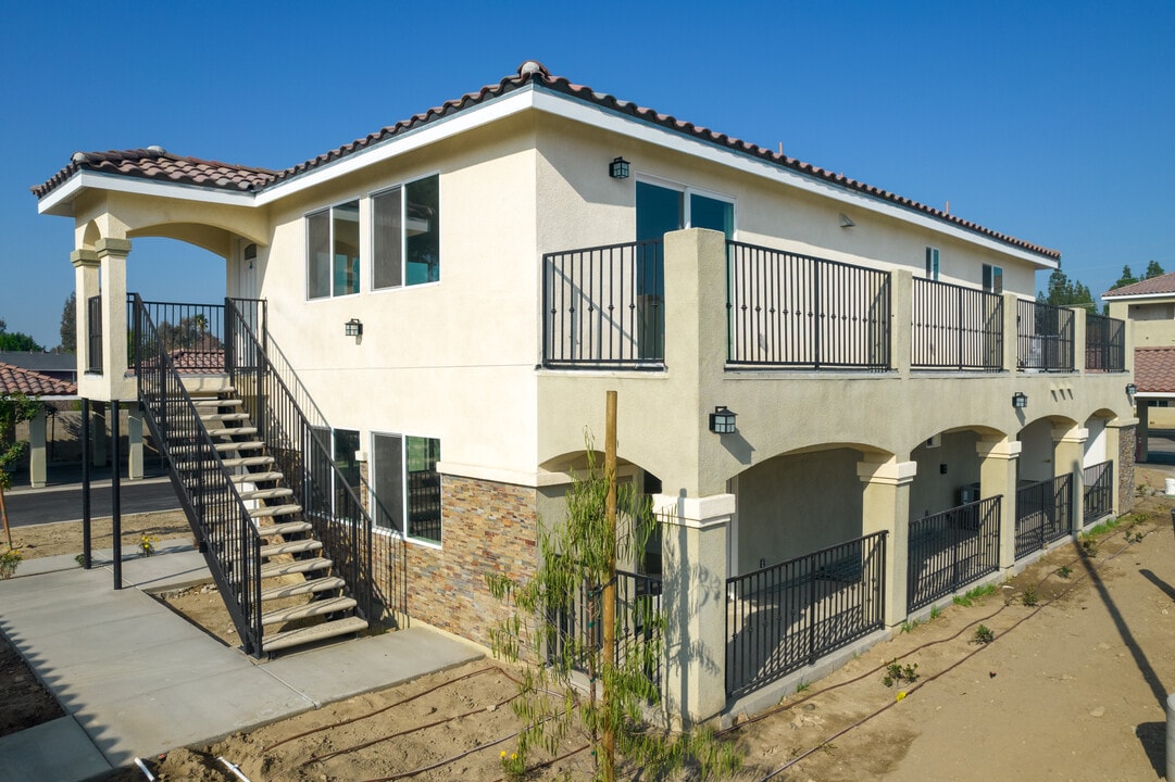 Echo in San Bernardino, CA - Building Photo