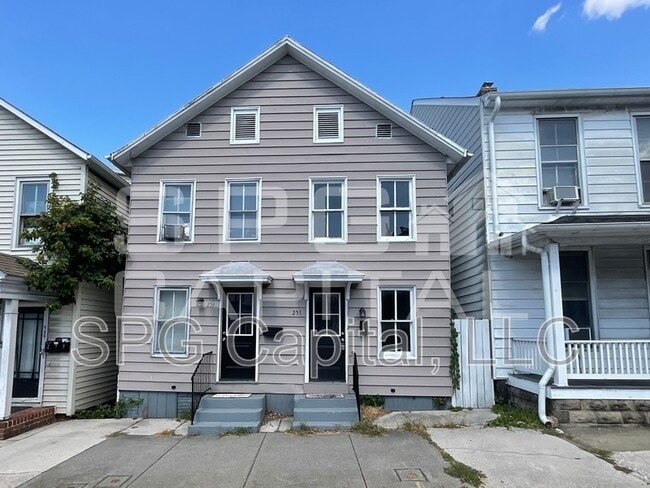 property at 251 Chambersburg St