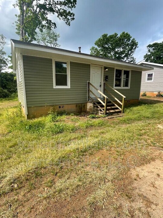 733 Fairfax St in Spartanburg, SC - Building Photo