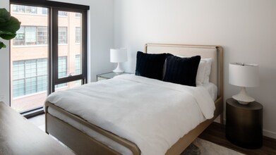 666 N May St in Chicago, IL - Building Photo - Building Photo