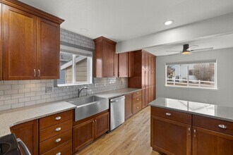 1389 Finch St in Loveland, CO - Building Photo - Building Photo