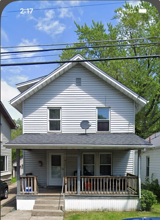 411 Newman St in Erie, PA - Building Photo