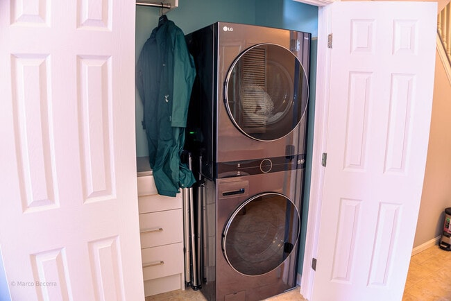 21682 Kings Crossing Terrace in Ashburn, VA - Building Photo - Building Photo