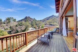 1850 Olivera Dr in Agoura Hills, CA - Building Photo - Building Photo