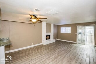 898 Slumpstone Way in Las Vegas, NV - Building Photo - Building Photo
