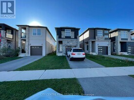 308 Louise St. in Welland, ON - Building Photo