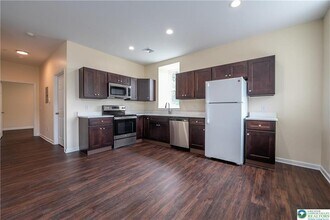 418 W Race St in Pottsville, PA - Building Photo - Building Photo