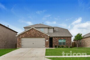 808 Clark Dr in Ferris, TX - Building Photo