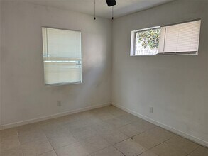 3831 Mt Pleasant St in Houston, TX - Building Photo - Building Photo