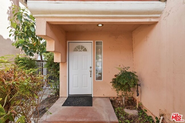 25842 Browning Pl in Stevenson Ranch, CA - Building Photo - Building Photo