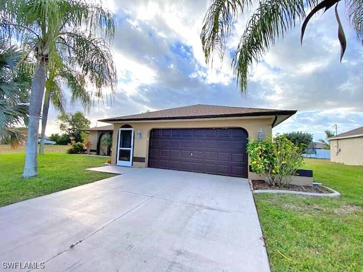 140 SE 17th St in Cape Coral, FL - Building Photo