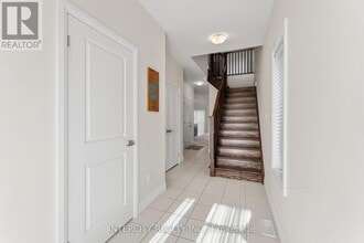 6679 Cropp St in Niagara Falls, ON - Building Photo - Building Photo