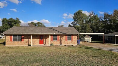 510 E Ovilla Rd in Waxahachie, TX - Building Photo - Building Photo