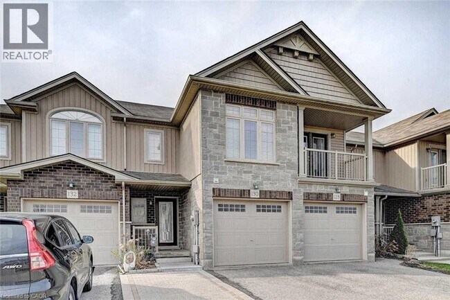 130 Rochefort St. in Kitchener, ON - Building Photo - Building Photo