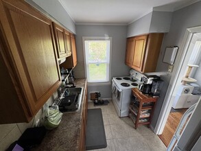 1217 E 4th St in Royal Oak, MI - Building Photo - Building Photo
