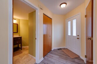344 Kildare Ct in Carol Stream, IL - Building Photo - Building Photo