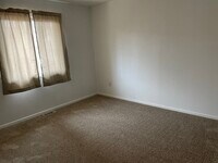 2722 Poplar St photo'
