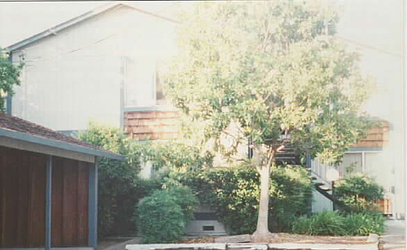 16923 Cedar Ct in Sonoma, CA - Foto de edificio