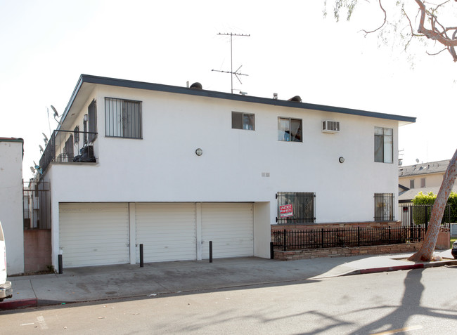 7022 Malabar St in Huntington Park, CA - Building Photo - Building Photo