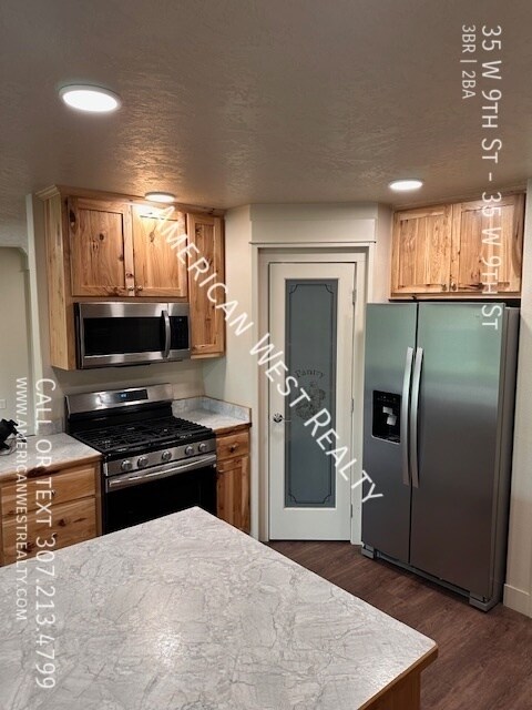 35 W 9th St in Lovell, WY - Building Photo - Building Photo