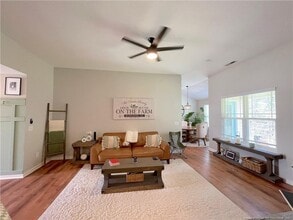 178 Angel Oak Dr in Bunnlevel, NC - Building Photo - Building Photo
