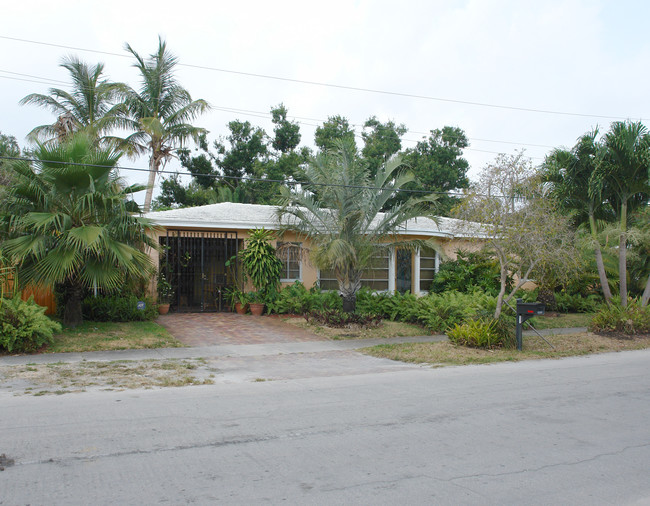 1000 W Las Olas Blvd in Fort Lauderdale, FL - Building Photo - Building Photo