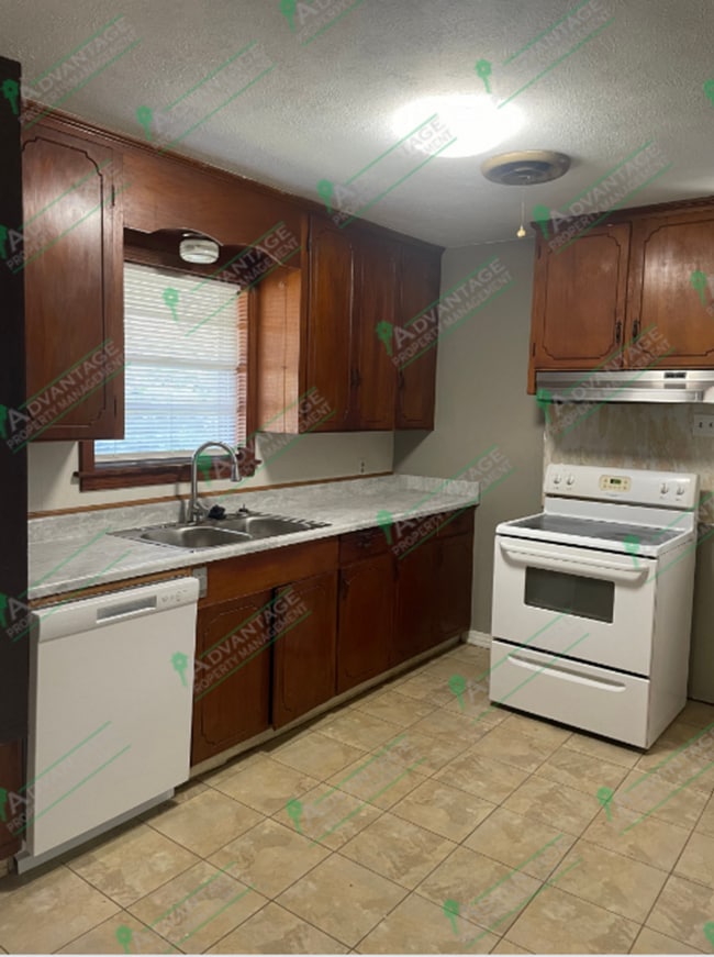 1423 College Ave in Conway, AR - Building Photo - Building Photo