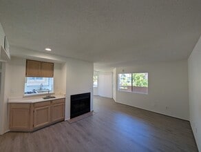 19849 Sandpiper Pl in Santa Clarita, CA - Building Photo - Building Photo