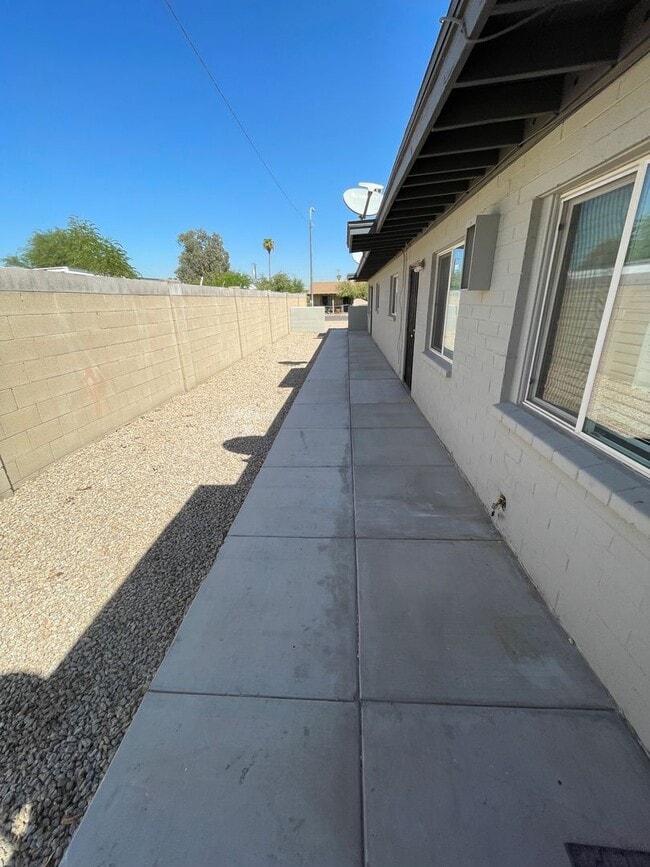 property at 9361 W Polk St