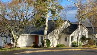 5358 Summerlake St SE in Salem, OR - Building Photo